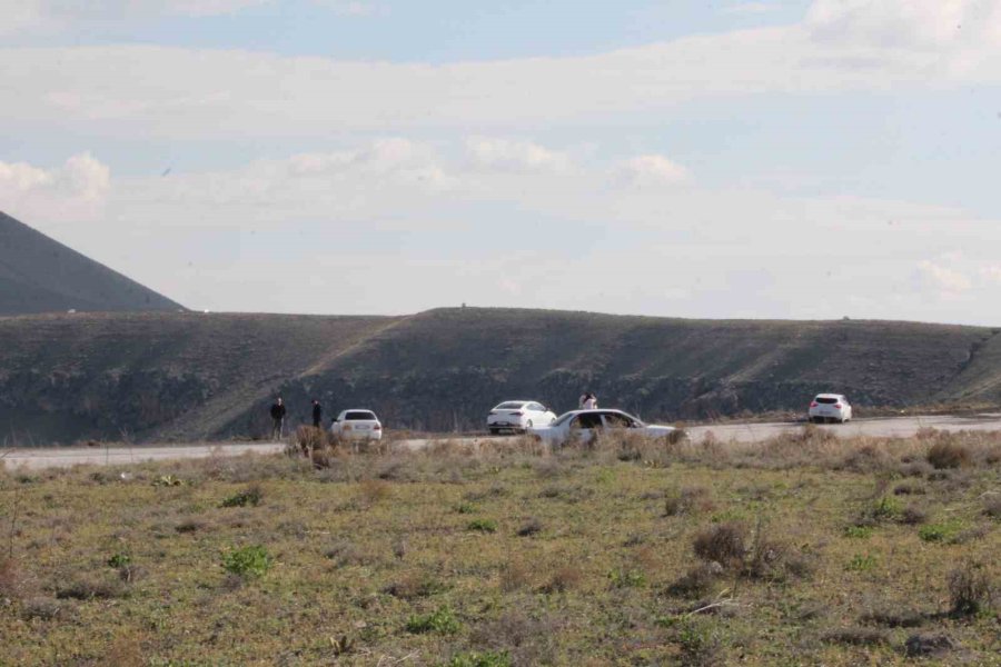 Bayram Tatilinde Meke Gölü Ve Acıgöl’e Ziyaretçi Akını
