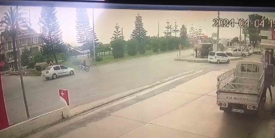 Alanya’da Bir Kişinin Öldüğü Trafik Kazası Güvenlik Kamerasında