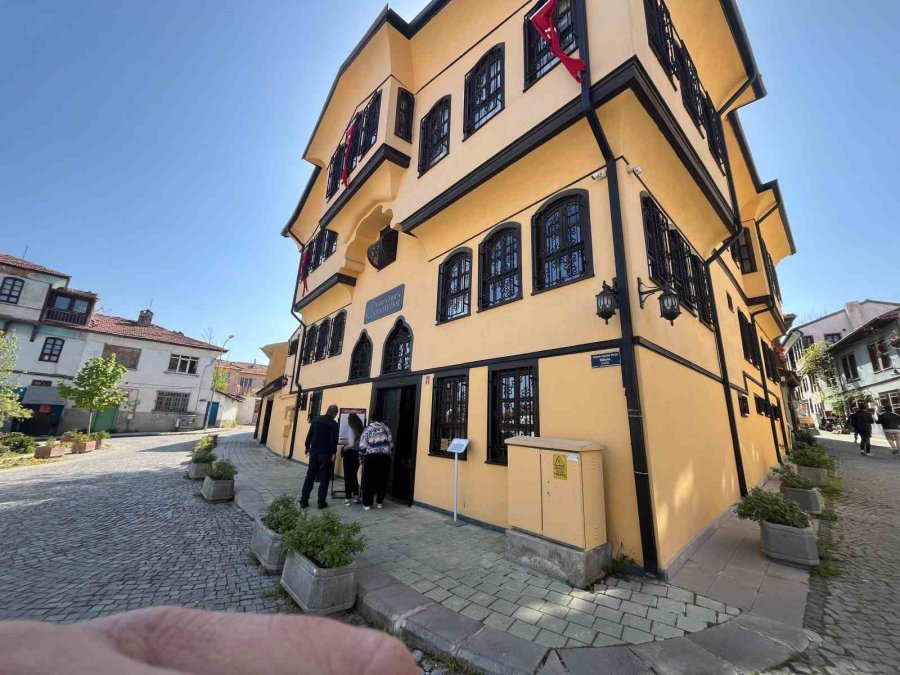 Bayram Sonrasında Da Odunpazarı’nda Yoğunluğu Erkenden Başladı