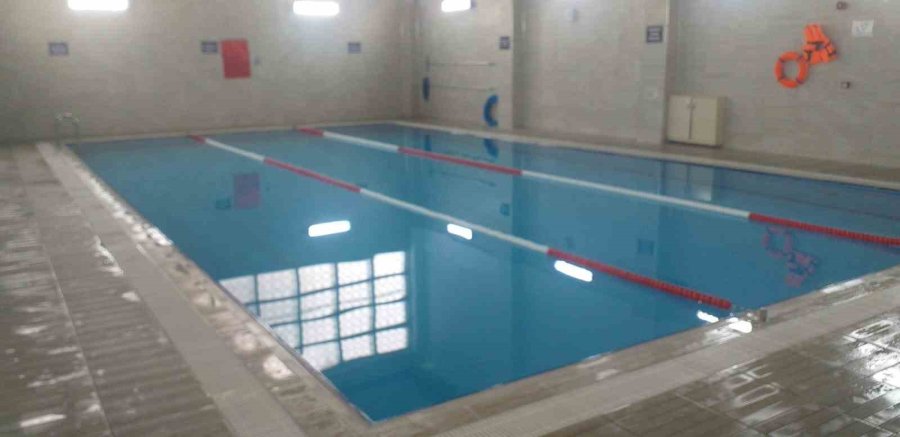 Büyükşehir’den Yüzme Havuzlarına Teknik Bakım Ve Onarım