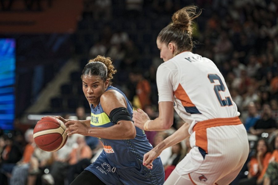 Kadınlar Euroleague: Çbk Mersin: 67 - Usk Praha: 95