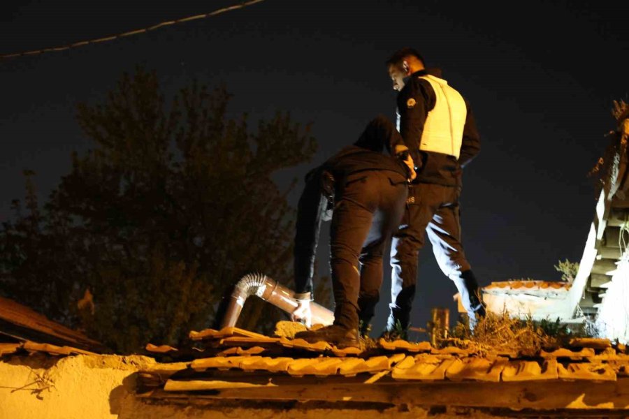 Konya’da Hareketli Dakikalar: Husumetlilerini Yaralayıp Polise Ateş Açıp Kaçtılar