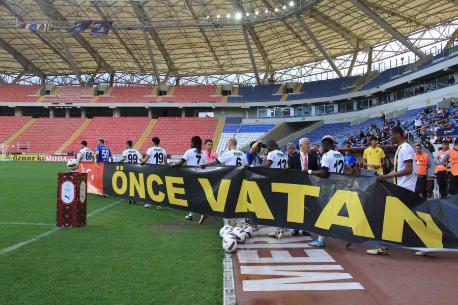 Trendyol Süper Lig: Hatayspor: 0 - İstanbulspor: 0 (ilk Yarı)