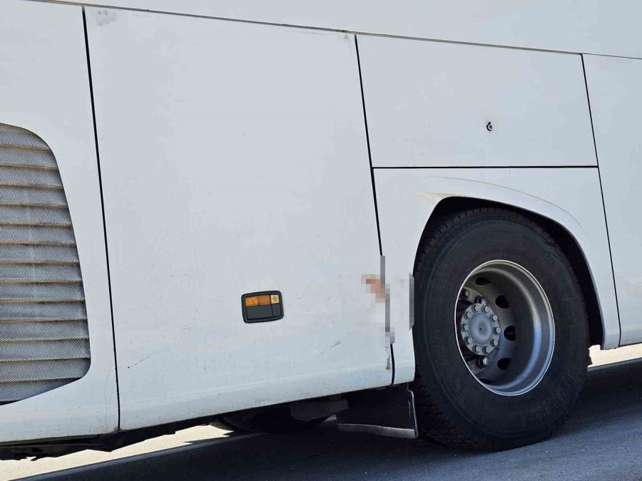 Tur Otobüsünün Çarptığı 6 Yaşındaki Çocuk Hayatını Kaybetti