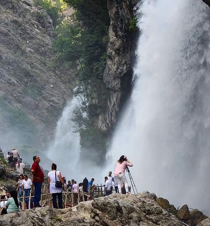Büyükkılıç: "kapuzbaşı Şelalelerimiz Ziyaretçi Akınına Uğruyor"