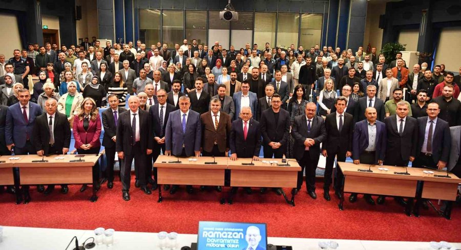 Başkan Büyükkılıç, Personelleriyle Bayramlaştı