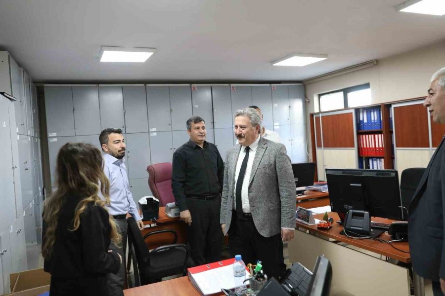 Başkan Palancıoğlu, Personeli İle Bayramlaştı