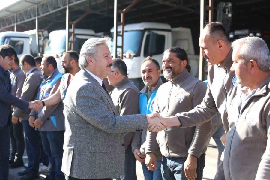 Başkan Palancıoğlu, Personeli İle Bayramlaştı