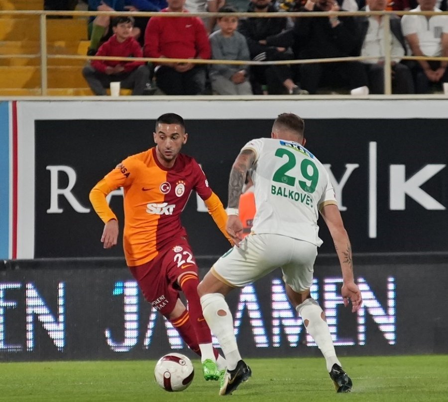Trendyol Süper Lig: Alanyaspor: 0 - Galatasaray: 4 (maç Sonucu)