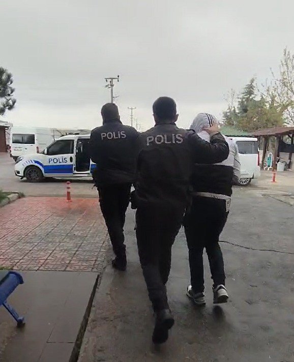 Evi Soyulan Kadının “hırsız Da Böyle Mi Yapar” Sitemi