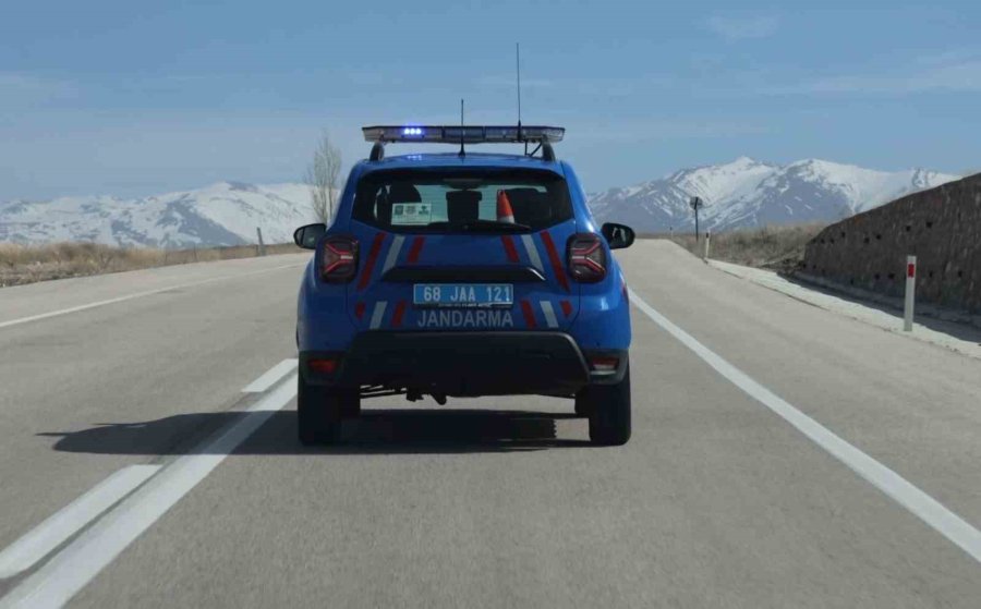 Köpek Dövüştürücüleri Önce Dron İle Sonra Da Kovalamacayla Yakalandı