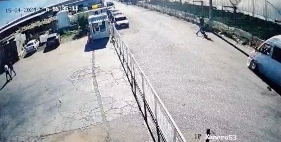 Minibüsüyle Ezip Öldürdü, O Anlar Kameraya Yansıdı