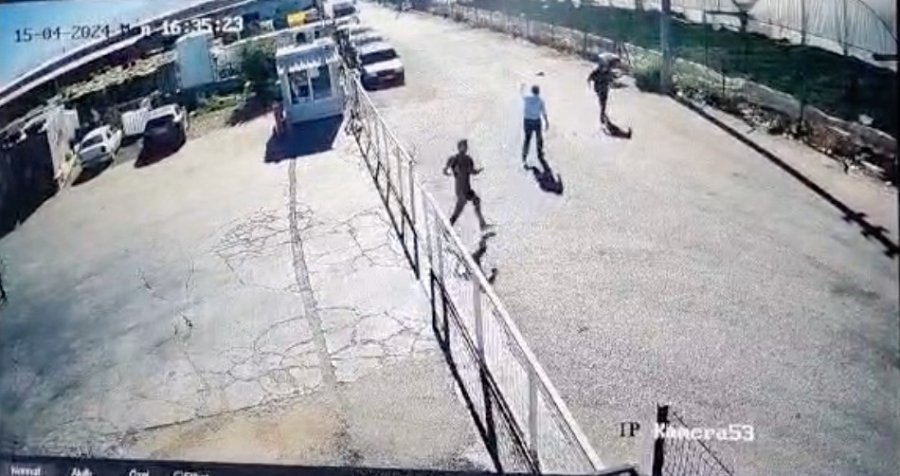 Minibüsüyle Ezip Öldürdü, O Anlar Kameraya Yansıdı