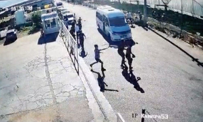 Minibüsüyle Ezip Öldürdü, O Anlar Kameraya Yansıdı