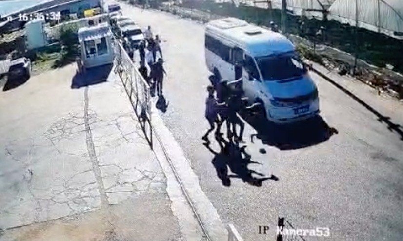 Minibüsüyle Ezip Öldürdü, O Anlar Kameraya Yansıdı
