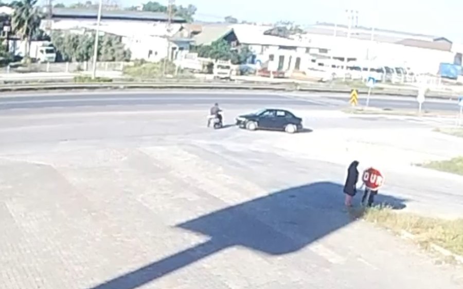 Kaza Göz Göre Göre Geldi, O Anlar Kameraya Yansıdı: 1 Yaralı