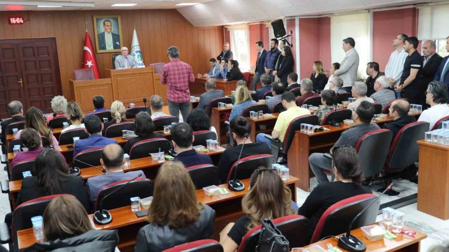 Başkan Kurt, Belediye Çalışanları İle Bayramlaştı