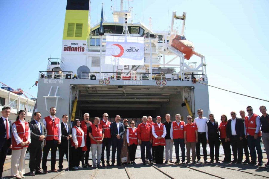 9. "iyilik Gemisi" Gazze’ye Uğurlandı