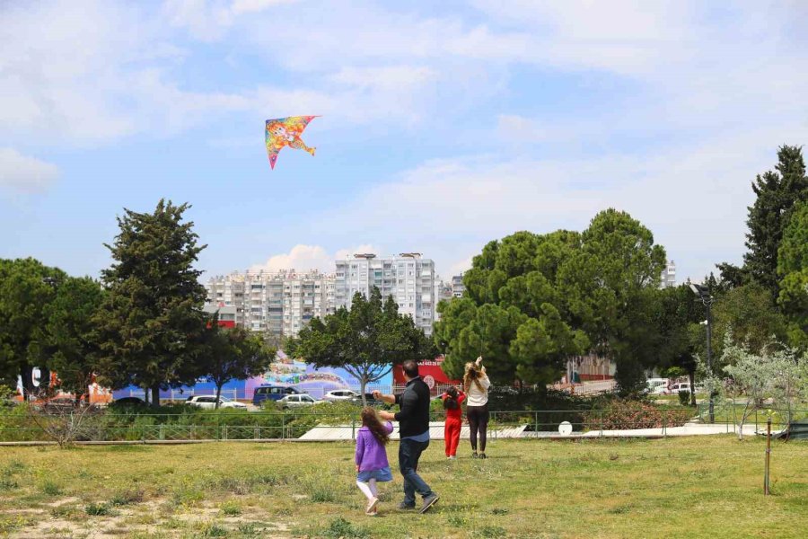 Türk Yıldızları 23 Nisan Kutlamalarına Renk Katacak