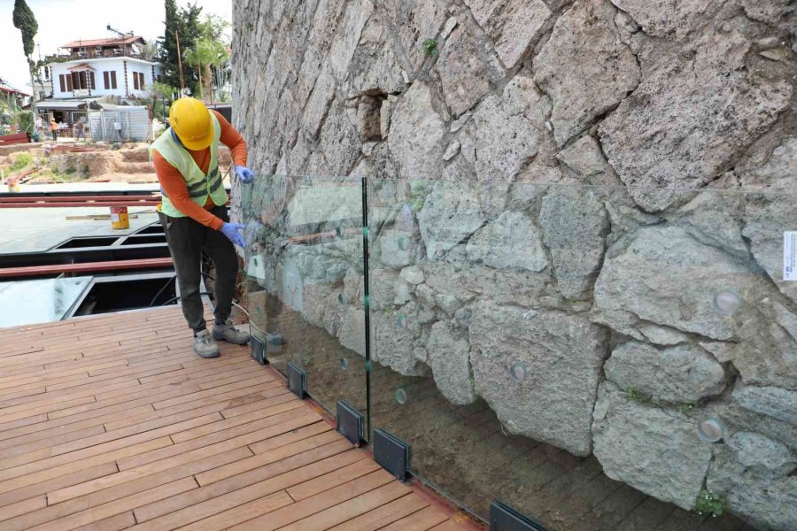 Hıdırlık Kulesi Seyir Terası Projesi Çalışmasında Tarihe Işık Tutacak Keşif