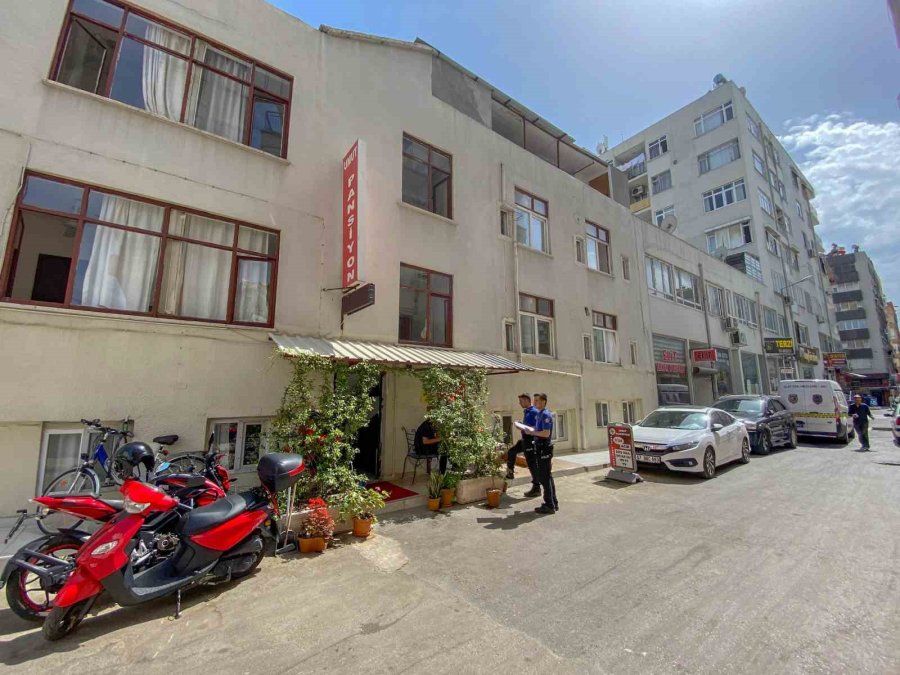 Antalya’da Pansiyon Odasında Şüpheli Ölüm