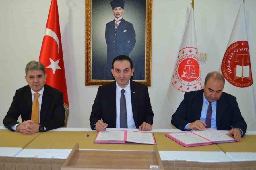 Döşemealtı’nda 40 Adet Daha Yeni Adliye Lojmanı