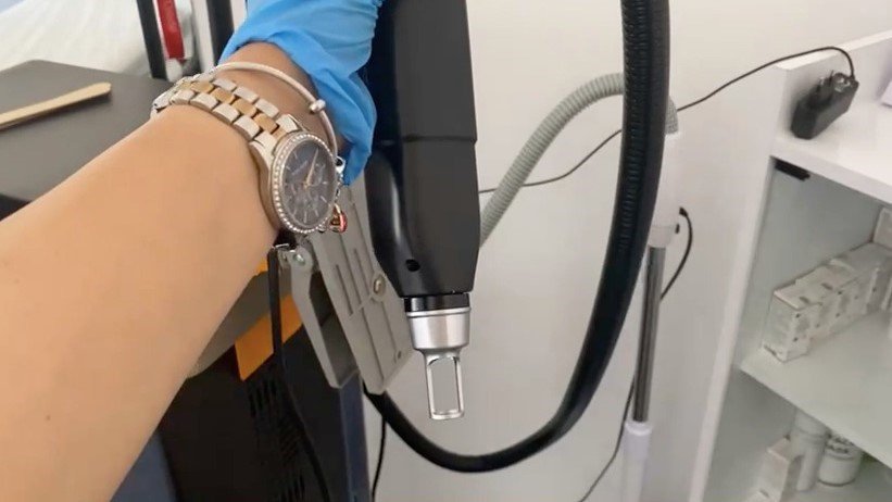 Ruhsatsız Çalıştırıldığı Tespit Edilen Güzellik Merkezine Baskın