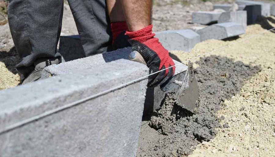 Arslanbucak Mahallesi’nde Yeni Park Yapımına Başladı