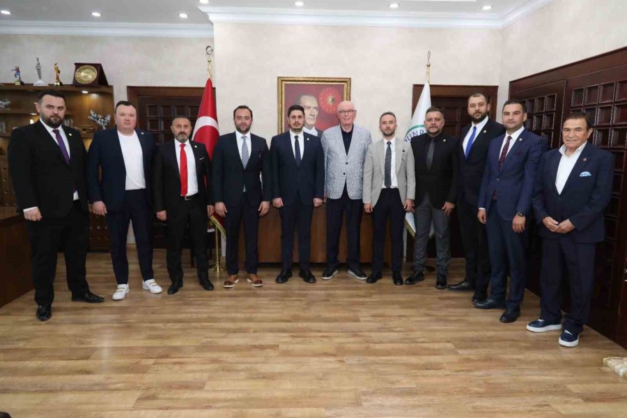 Eskişehirspor’dan Kazım Kurt’a Hayırlı Olsun Ziyareti