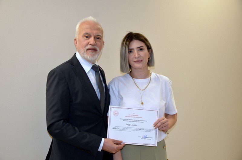 Ambulans Servisi Başhekimliğinde Yenidoğan Canlandırma Programı Eğitimi Verildi