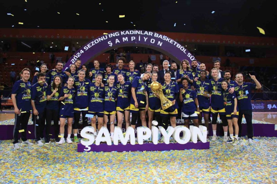 Kadınlar Basketbol Süper Ligi’nde Fenerbahçe Üst Üste 6. Kez Şampiyon