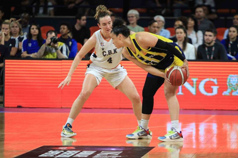 Kadınlar Basketbol Süper Ligi’nde Fenerbahçe Üst Üste 6. Kez Şampiyon