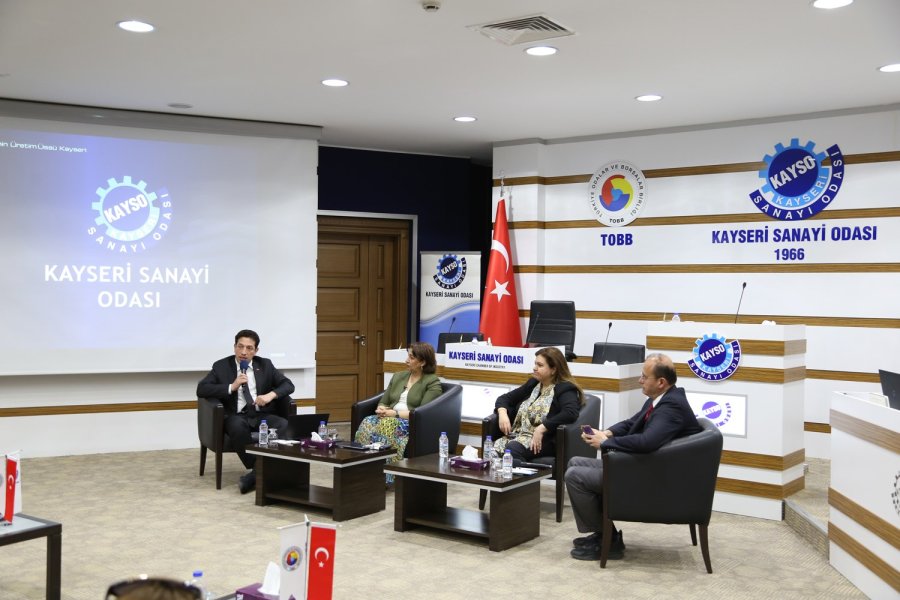 Yeşil Dönüşüm Toplantısına Sanayicilerden Yoğun İlgi