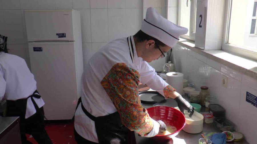 Masterchef’i Aratmayan Yarışma: Liseli Şefler Hünerlerini Sergiledi