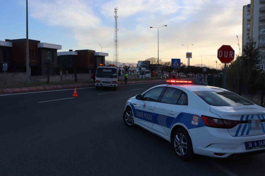 7 Kişinin Yaralandığı Kaza Kamerada