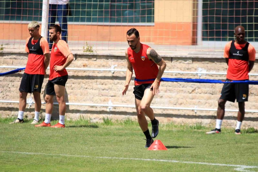 Burak Yılmaz: “ben Umutluyum, Daha İyi Olacağız”