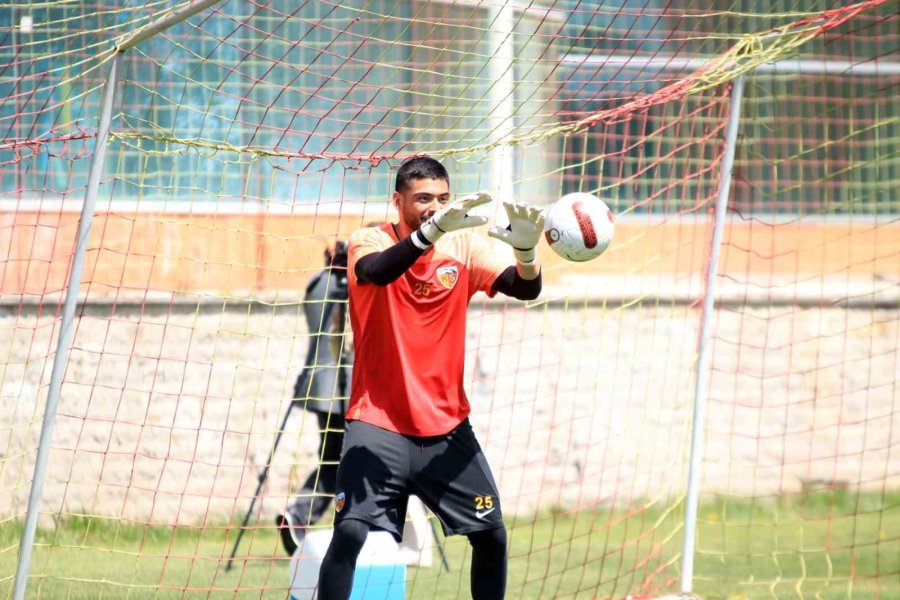 Bilal Bayazit: "gönlüm Milli Takıma Çağrılmak İster”