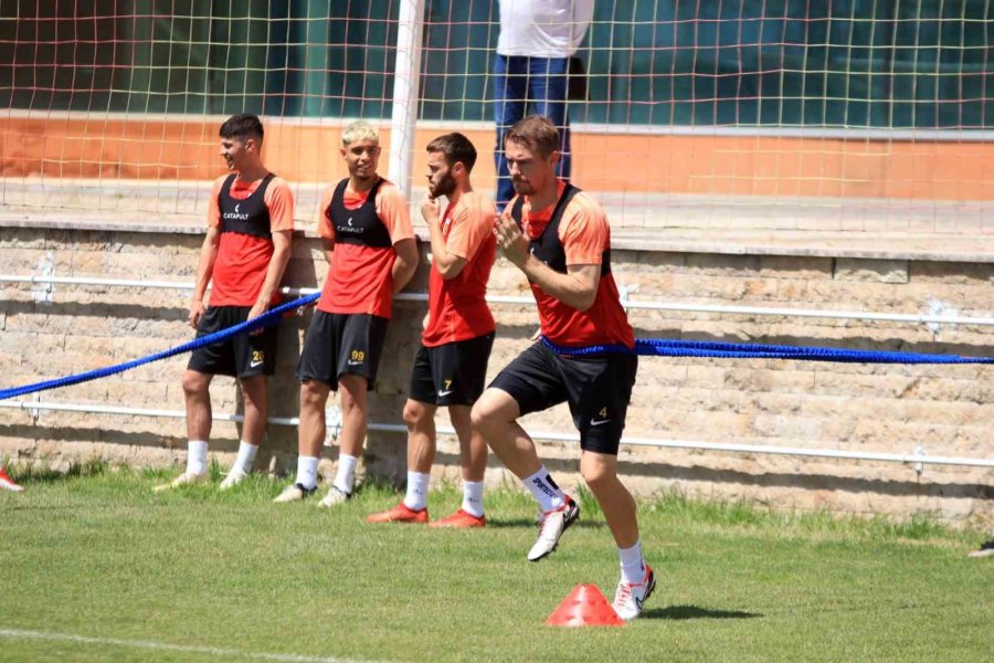 Bilal Bayazit: "gönlüm Milli Takıma Çağrılmak İster”