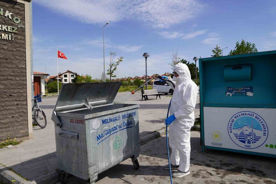 Havaların Isınmasıyla Melikgazi Belediyesi İlaçlama Çalışmalarına Başladı