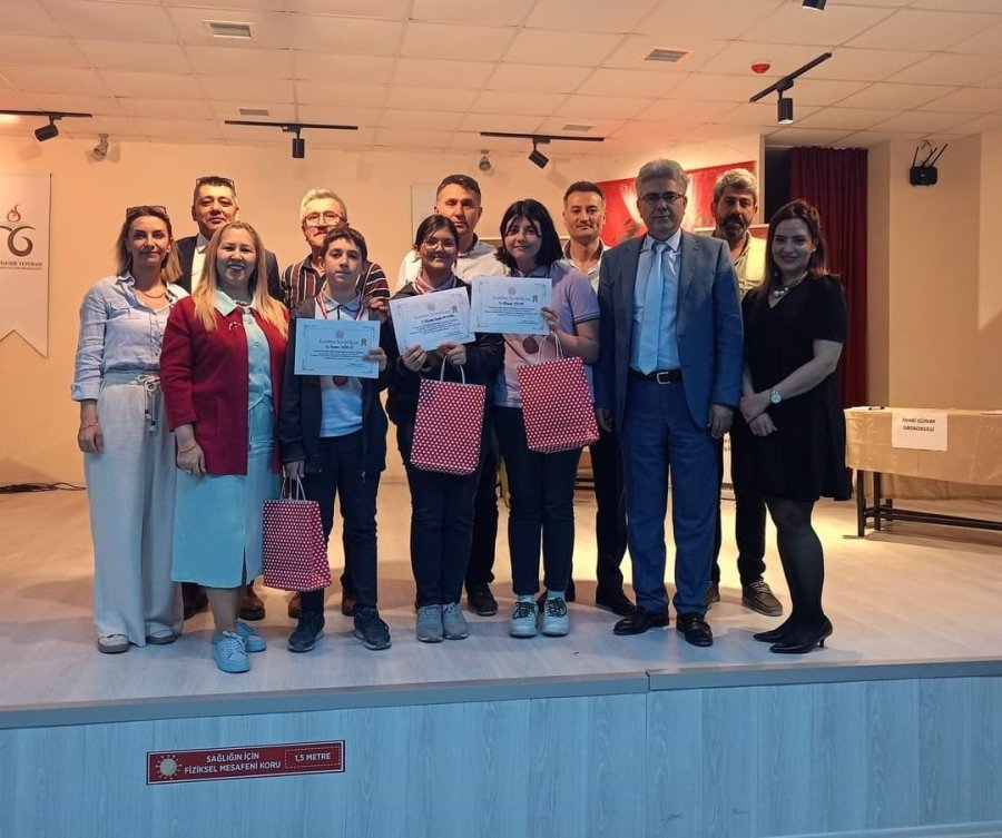 Eskişehir’de Bilgi Yarışmasının Kazananları Belli Oldu