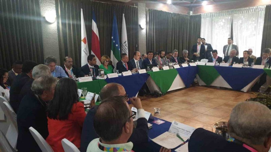 Uclg Başkanı Altay Latin Amerika Belediyelerine Seslendi