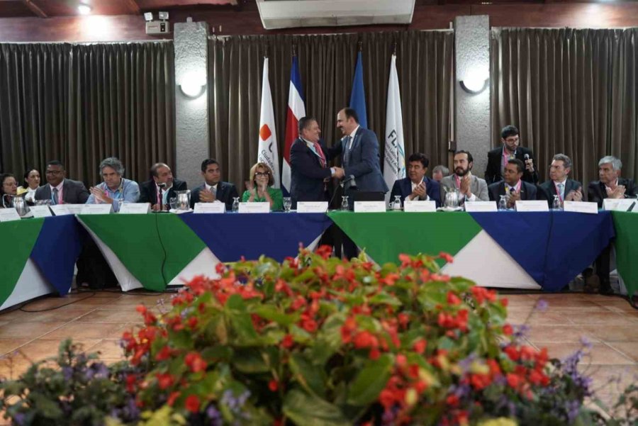 Uclg Başkanı Altay Latin Amerika Belediyelerine Seslendi