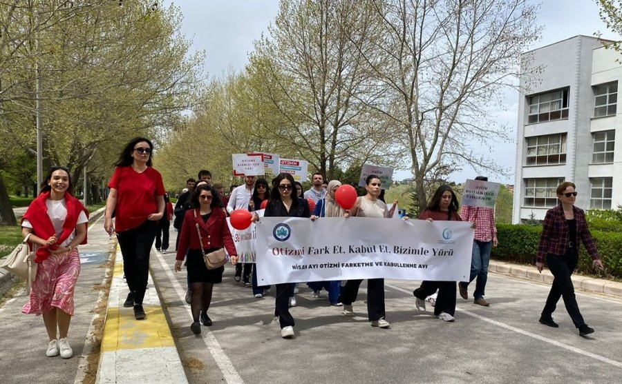 Esogü’de Otizm Farkındalık Ayı Etkinlikleri Düzenlendi