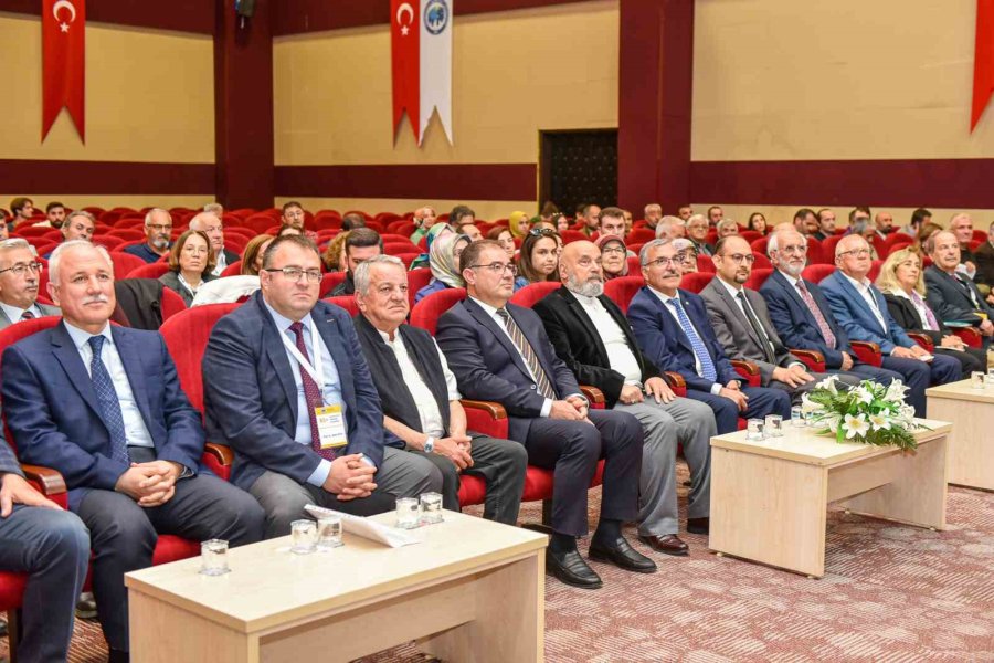 Kmü’de ‘60+ Yaşam Boyu Öğrenme Akademisi’ Başladı