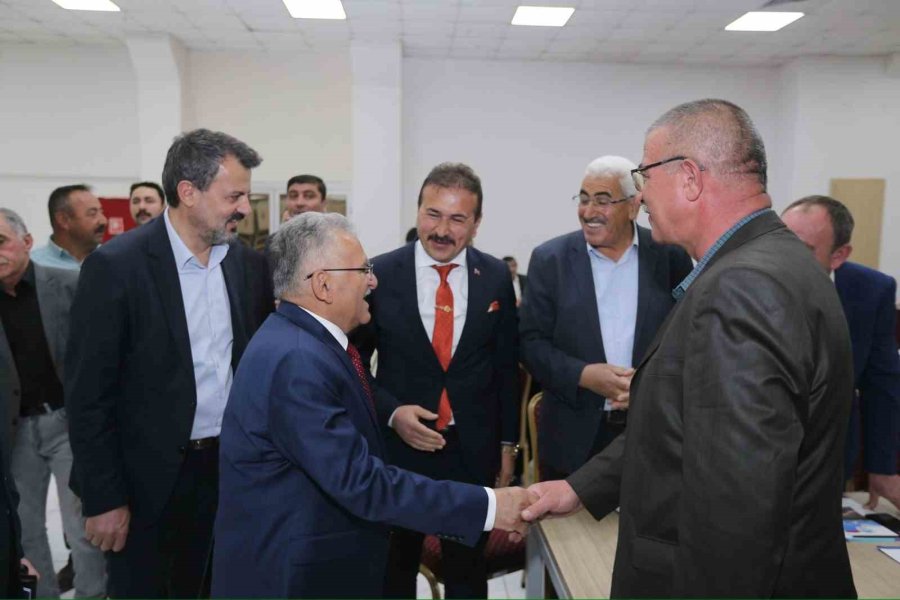 Büyükkılıç’tan Pınarbaşı’nda Muhtarlar Zirvesi