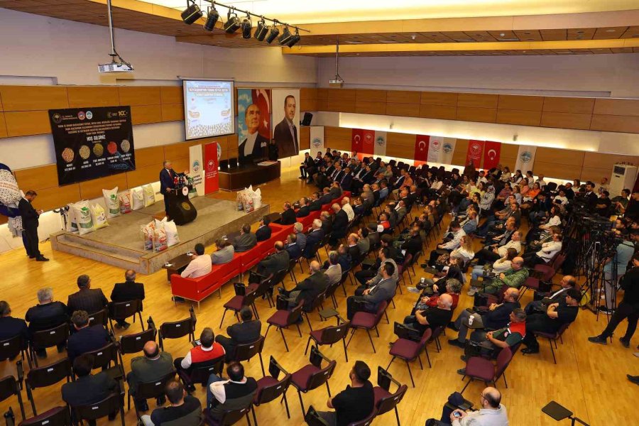 Başkan Büyükkılıç’tan Çiftçiye 18 Milyon Tl’lik 300 Ton Nohut Tohumu Desteği