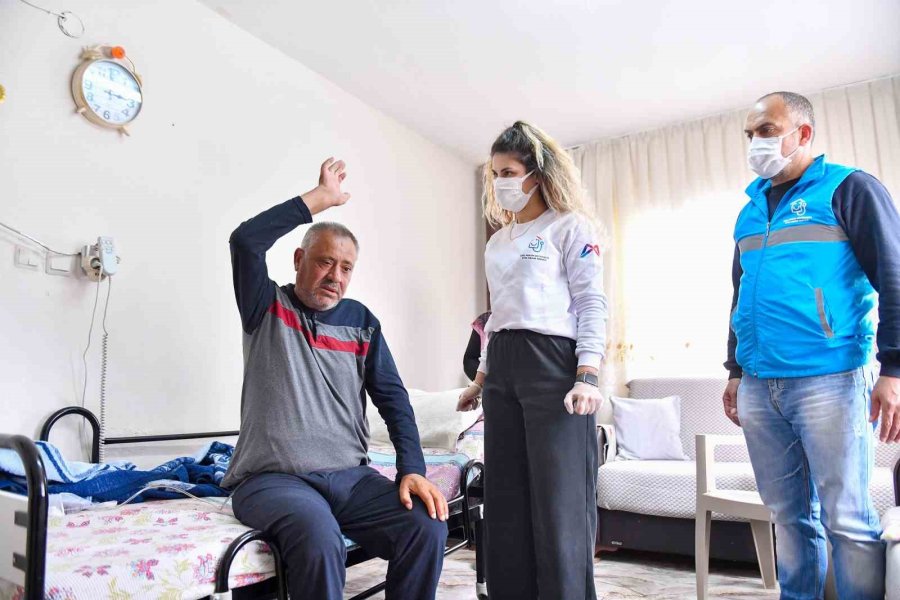 Mersin Büyükşehir Belediyesinin Evde Sağlık Hizmeti Toroslar’a Kadar Uzandı