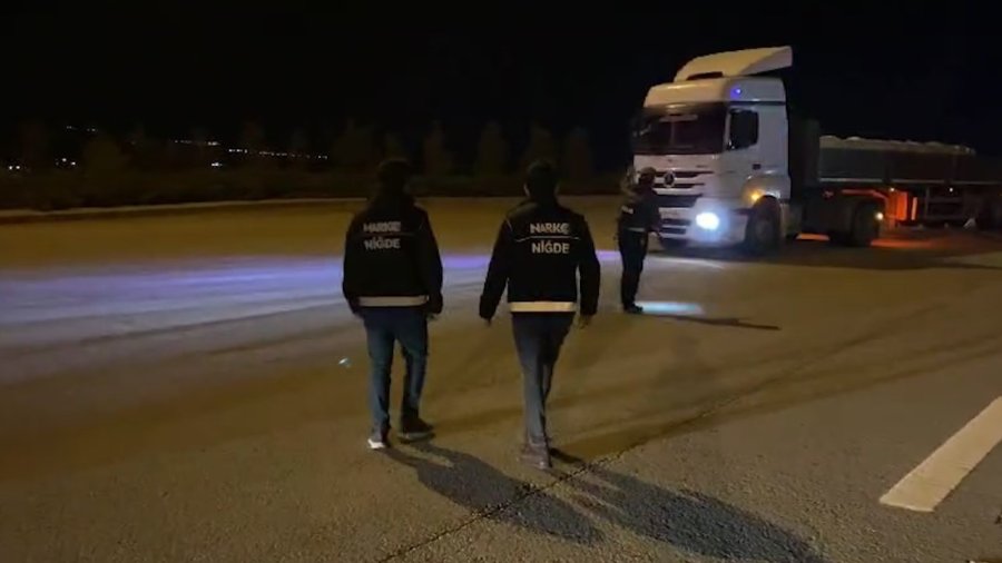 Niğde’de 18 Kilo 240 Gram Esrar Ele Geçirildi: 2 Gözaltı