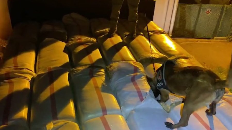 Niğde’de 18 Kilo 240 Gram Esrar Ele Geçirildi: 2 Gözaltı