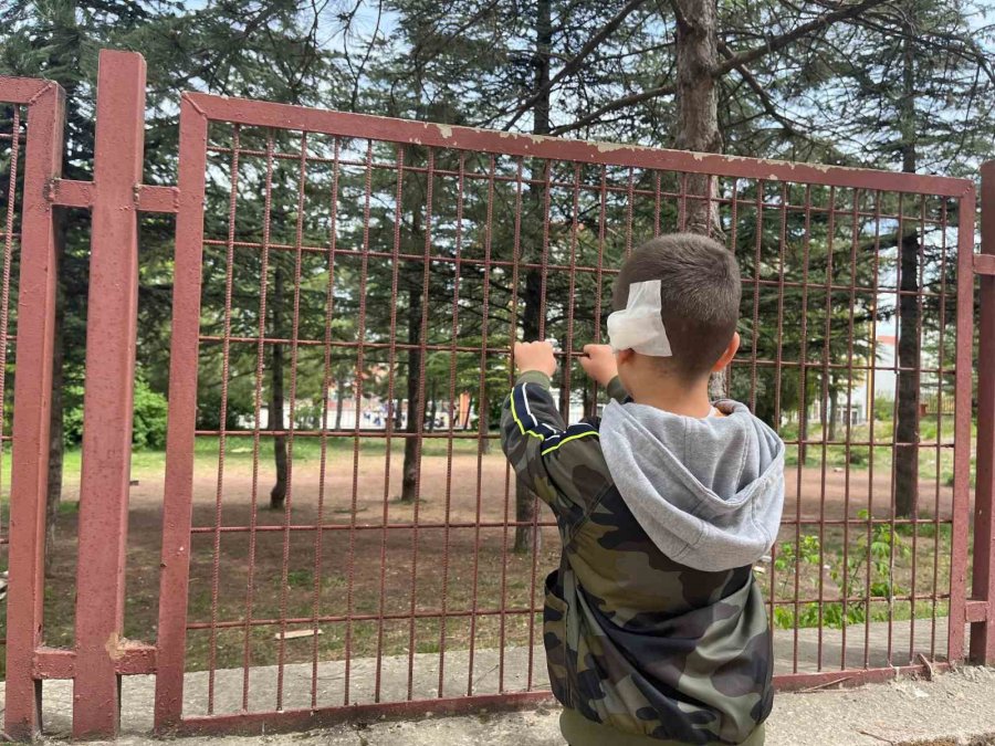 Eskişehir’de İlkokul Velisinin ‘pes’ Dedirten İddiaları